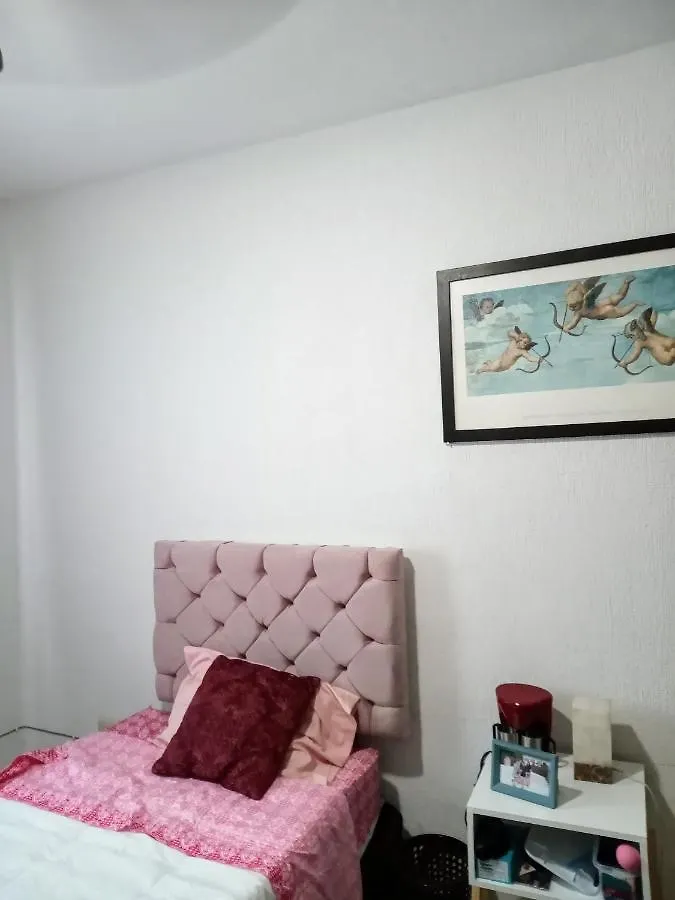 Mundo House Cancun Bed and Breakfast