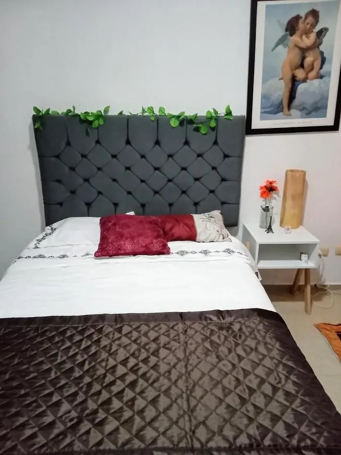 Mundo House Cancun Bed and Breakfast
