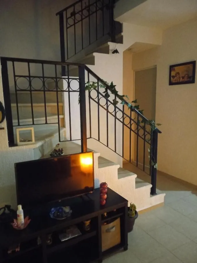 Mundo House Cancun Bed and Breakfast