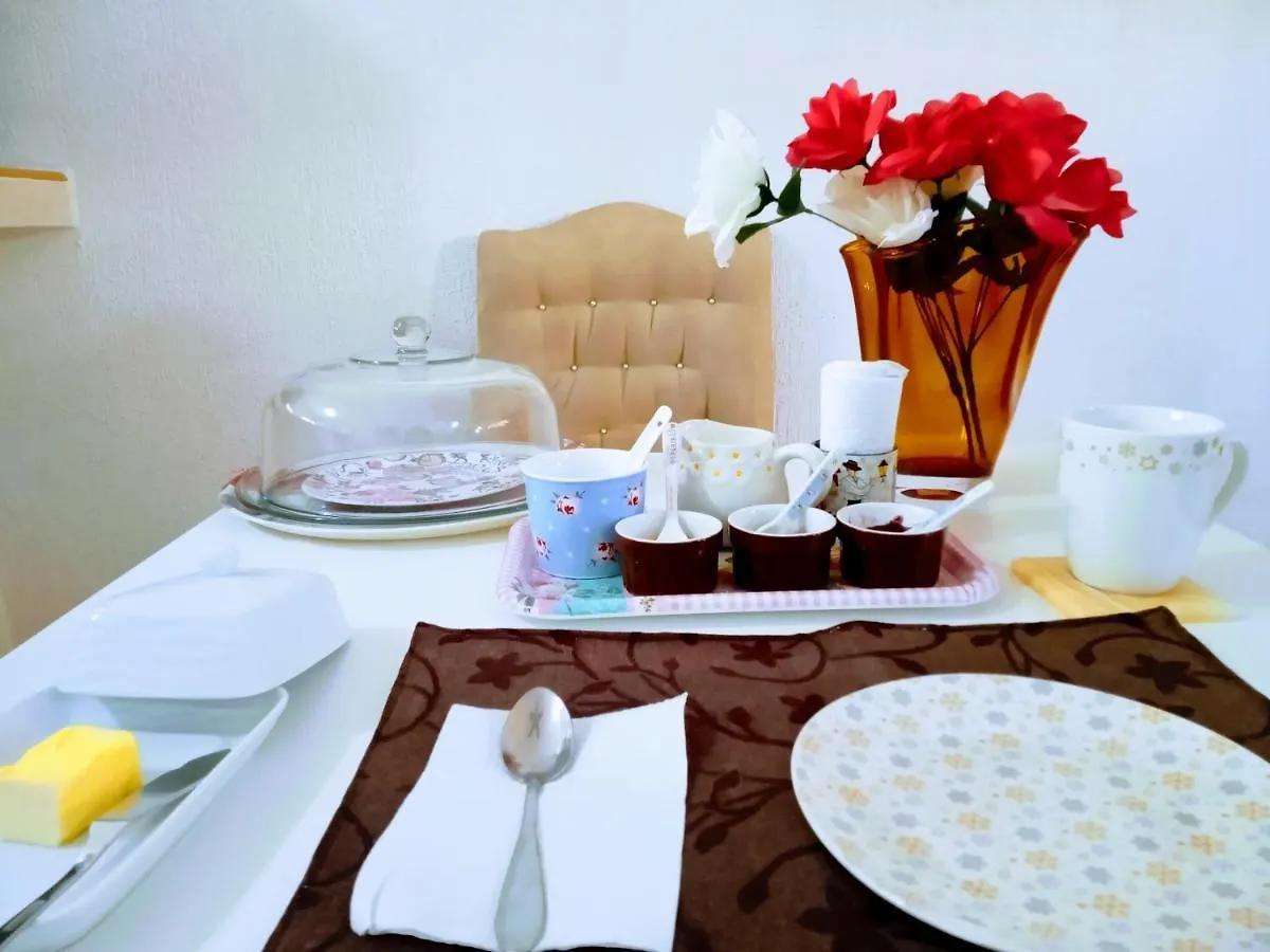 Mundo House Cancun Bed & Breakfast
