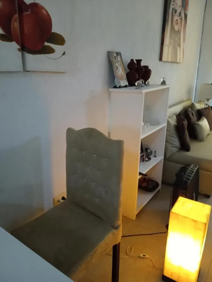 Mundo House Cancun Bed & Breakfast 0*,